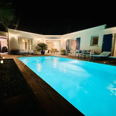Beautiful With Amazing Private Pool * Le Château-dʼOléron