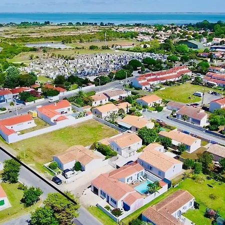 Beautiful With Amazing Private Pool * Le Château-dʼOléron
