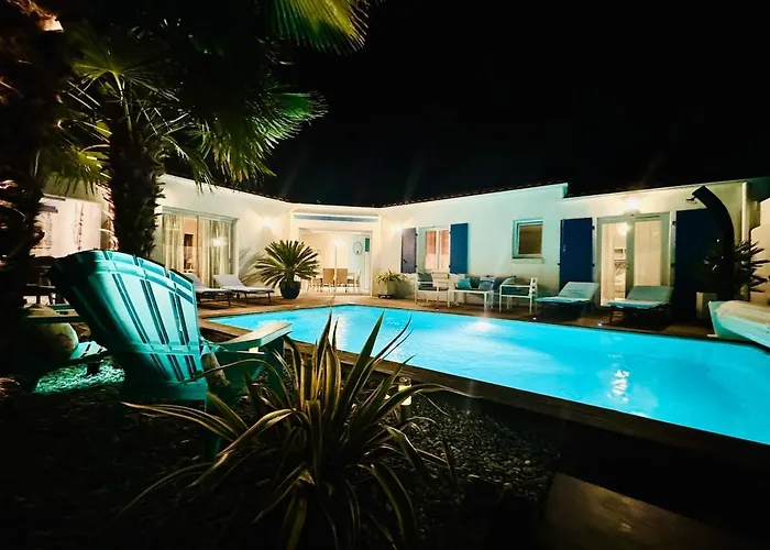 Beautiful With Amazing Private Pool 别墅